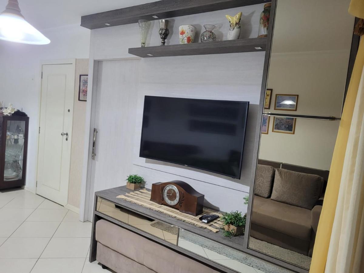 Quadros Residences - Confortável Apartamento à 200 M Da Em