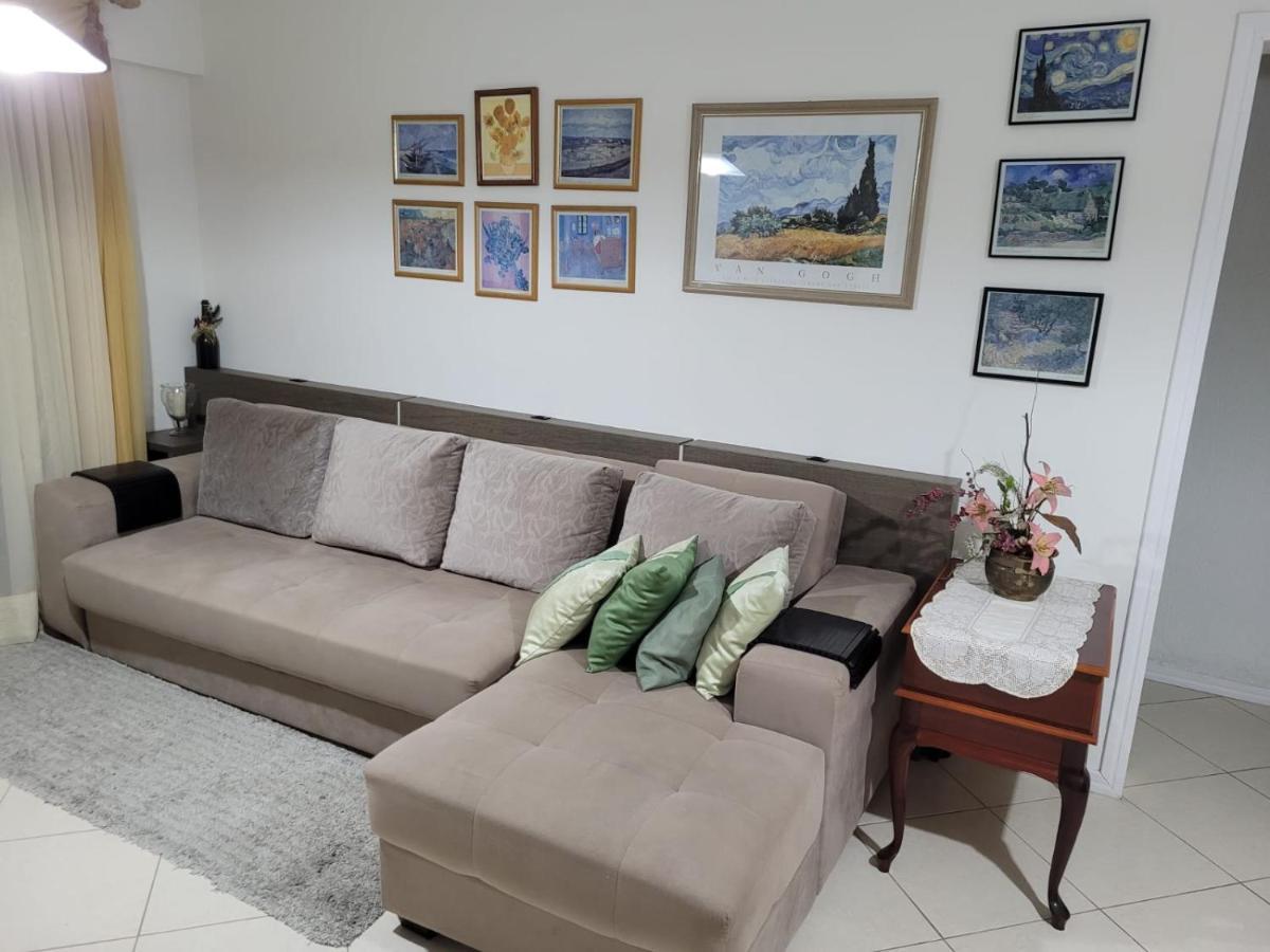 Apartamento Quadros Residences - Confortável Apartamento à 200 M Da Em *