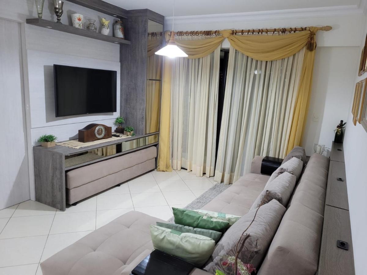 Quadros Residences - Confortável Apartamento à 200 M Da Em * Balneário Camboriú